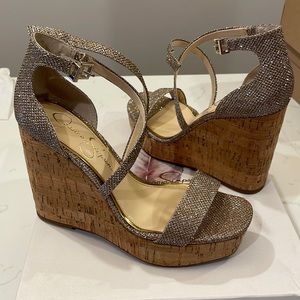Jessica Simpson wedge